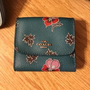 🌺NEW!!! Coach Floral Print Wallet🌺